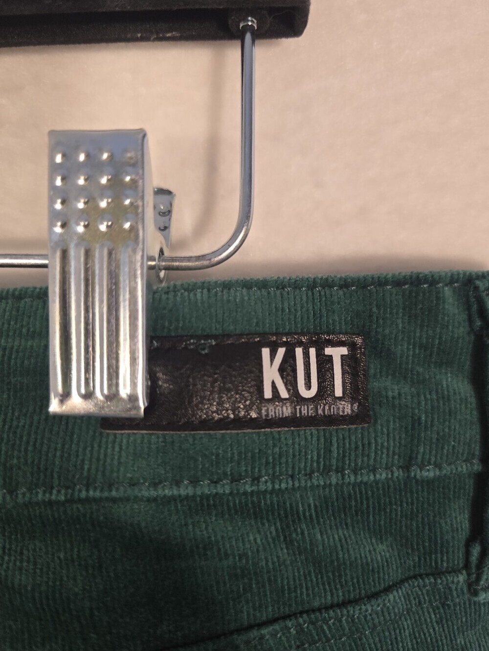Kut From The Kloth REESE NWT Green Corduroy Raw Hem Fall casual Pants. Ladies 18 - Picture 9 of 13